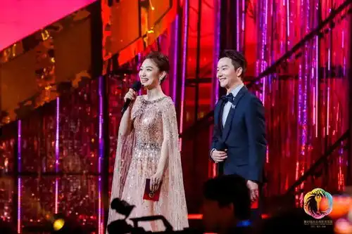 第37届大众电影百花奖揭晓志愿军雄兵出击获最佳影片,长安三万里获优秀影片
