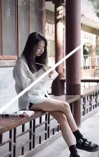 美术生眼中的易烊千玺呆萌可爱,雷佳音却成这个样子,网友差距甚大
