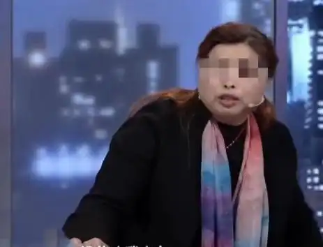 女子因热心被八姐妹嫌弃,找人倾诉倒把人打了你不配教育我