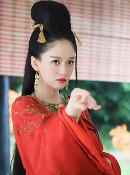 刘亦菲三生三世十里桃花饰浅白浅绝美剧照曝光女星绝美古装画册
