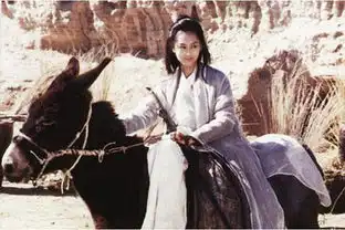 漂亮与年龄无关,紫霞仙子朱茵还像当年那么美
