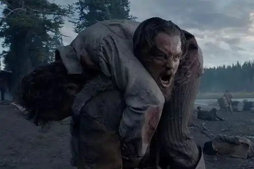 莱昂纳多陪跑22年,终究还是因为这部电影而功成身退格拉斯
