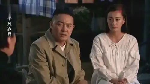 姑奶奶想四世同堂,大宝你不生小孩就离婚,朵朵直接捡东西回家
