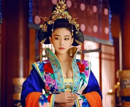 武媚娘传奇有5美,张庭垫底,范冰冰第三,第一惊艳了时光唐太宗
