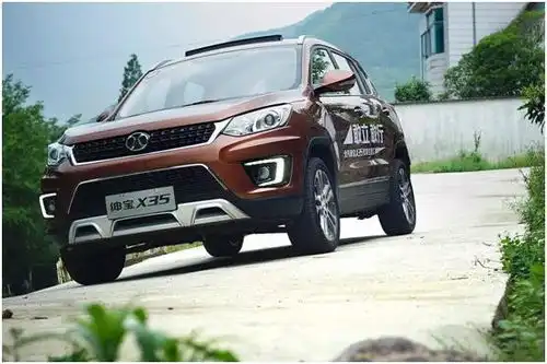 同框不同命,北汽能沾战狼2多大光