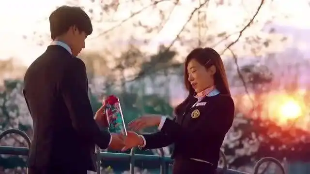 曾经爱恋的美少年,却变成了油腻大叔,啊我的初恋呀