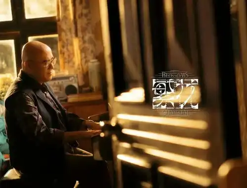 繁花里有他抑郁症治愈后,上海这位艺术家时隔15年重回舞台