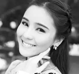 泰版浪漫满屋女主角李海娜资料背景
