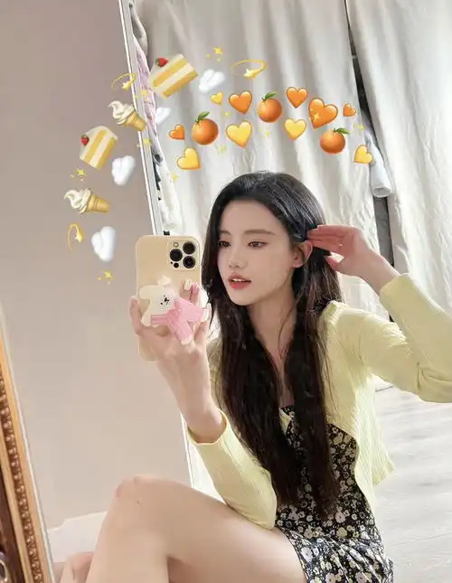 长月烬明里的小狐狸孙珍妮,私服穿搭温柔而治愈,快来pick吧
