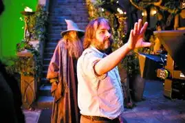 霍比特人动作场面升级拖累叙事
