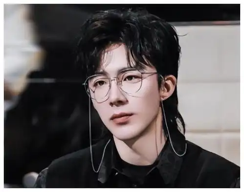 一念关山热播,刘诗诗搭档刘宇宁,从网红到顶流火了起来