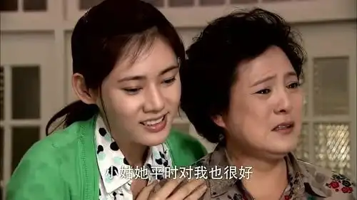 回家的诱惑母亲泪流满面,女儿嫁入豪门,竟是这样的不容易
