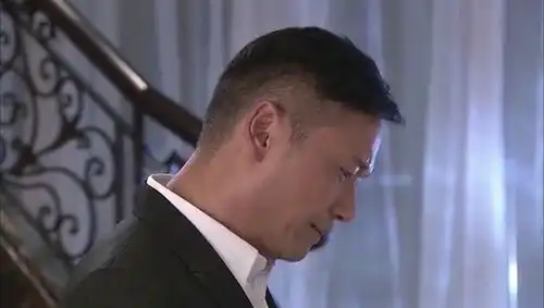 花开半夏得知灰姑娘是自己的姐姐,富家女崩溃了
