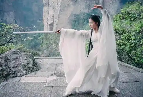 刘亦菲小龙女剧照
