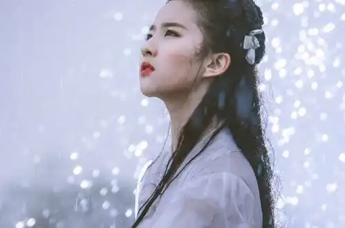 刘亦菲高圆圆倪妮三位不同风格的仙女,谁是直男女神
