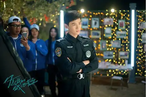 黄景瑜让白敬亭再火一把,如今新作与小花旦合作,比马思纯有cp感
