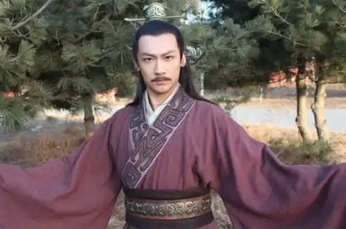 秦二世是怎样残杀自己兄弟姐妹的,秦陵旁边的墓葬群揭开秘密