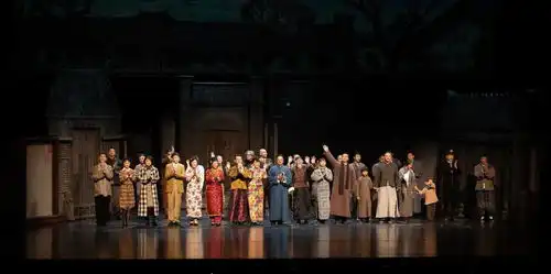 家国情怀,震撼人心四世同堂南京站再现老舍经典