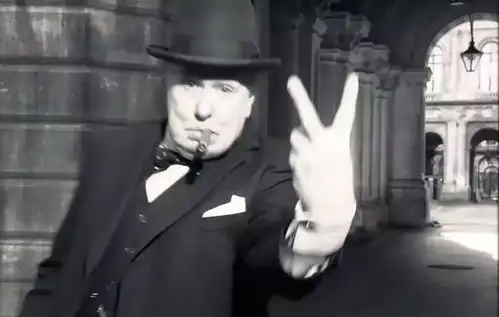 柏林记忆比至暗时刻敦刻尔克更加真实动人,一部迄今为止最杰出的战时日记
