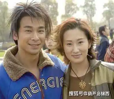 赵文卓妻子,是至尊红颜里的上官婉儿,他们的三个孩子一个样