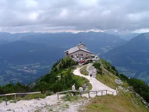 东欧德捷奥12天浪漫之旅千塔之城布拉格音乐之声萨尔茨堡茜茜公主之家维也纳多瑙河畔布达佩斯
