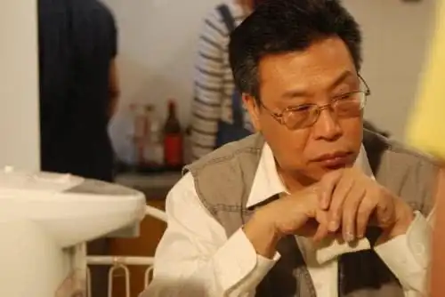 他是射雕英雄传最成功反派,曾4次饰演欧阳锋,如今消失不见
