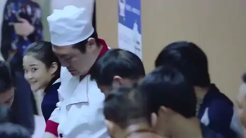 急诊科医生为了瓦解医闹,珍妮让食堂师傅,推着饭车到急诊室