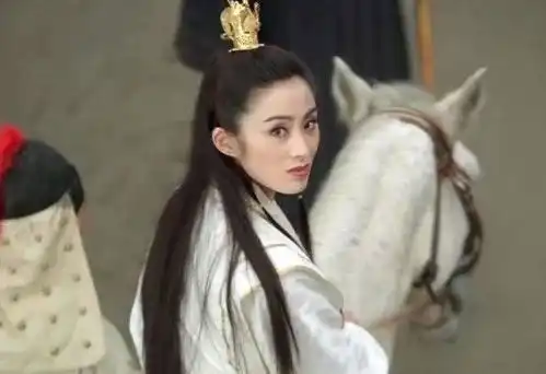 27年前,王晶在剧组对张敏爆粗口,当晚就有报应缝15针