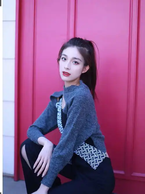 小欢喜钟丽丽打卡北京环球影城穿魔法袍秒回霍格沃兹