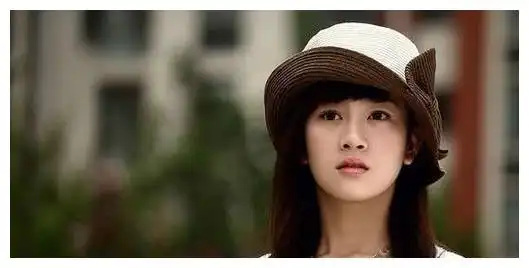 夏家三千金女一待产,女二嫁给外国人,女三却整成了网红脸