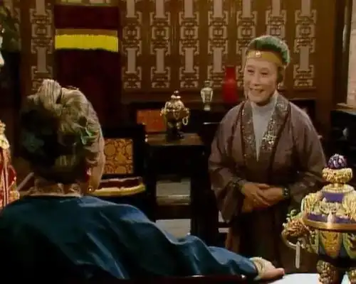 都是嬷嬷,为什么李嬷嬷让贾宝玉厌恶,赵嬷嬷和赖嬷嬷却让人尊敬呢