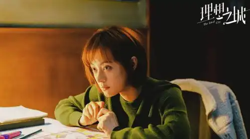 邓超为老婆打剧晒出合照,孙俪躲超哥身后比耶,夫妻两季穿搭抢镜