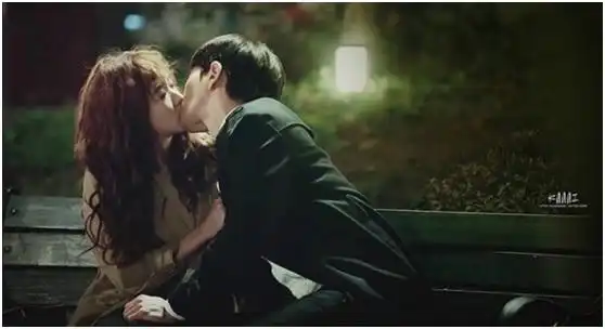 盘点8部很好看但国内不播的最新韩剧,文末有彩蛋
