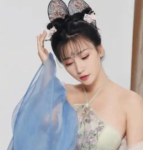 回到明朝当王爷之杨凌传柳岩剧照