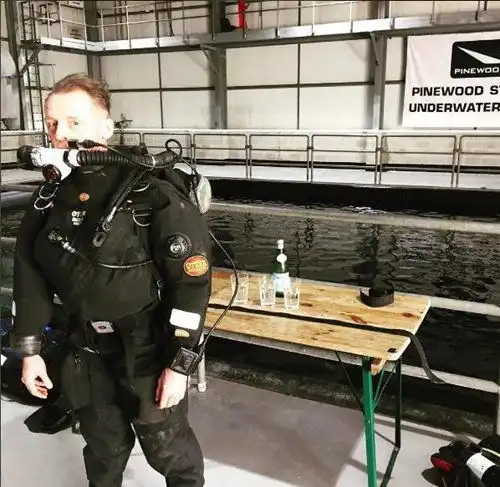 又有疯狂动作戏碟中谍6卡维尔片场造型曝光风尚中国网