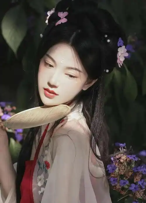 窈窕淑女君子好逑
