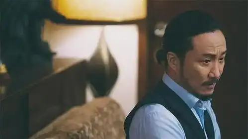 香港这一夜,人情冷暖江湖地位,在梁朝伟身上体现得淋漓尽致