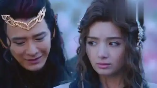 幻城人鱼公主知道真相后崩溃,痛心的去跳海,临死秀一波舞蹈