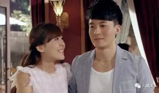 陈赫秀娃,娄艺潇撒狗粮,她却爱情公寓主演们天差地别