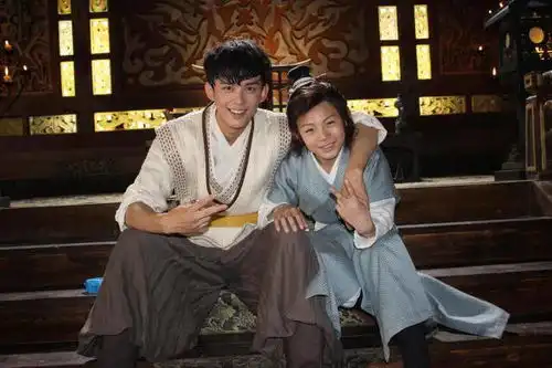 十年经典斗破苍穹萧薰儿的辈分是什么,萧炎应该怎样称呼她