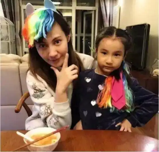 小鱼儿与花无缺主演现状袁泉风生水起,江玉燕哪去了