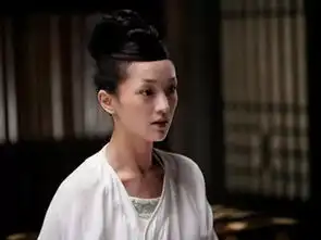看了如懿传剧照被惊艳,周迅的造型可以说很还原历史了
