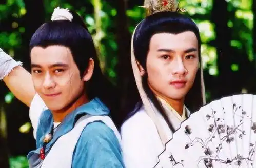 花月奴的一生敢跟邀月怜星抢男人,虽是婢女,却生下两位男主角
