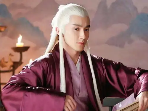 三生三世东华帝君真实身份被揭秘,比夜华还要牛,白凤九实属高攀
