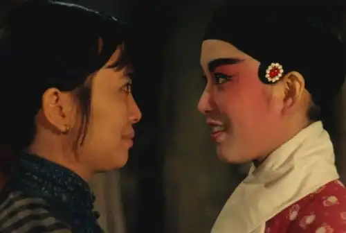 让我们用电影,向他们表示致意