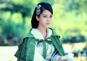 佟丽娅古装是顶级美女迪丽热巴很惊艳
