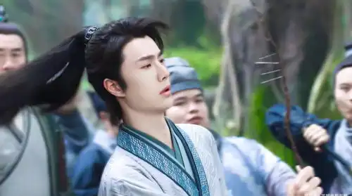 最受喜爱的十大演员,赵丽颖掉出榜单,景甜第二,榜首持续霸榜