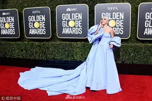 组图ladygaga蓝色长裙亮相金球红毯致敬朱迪嘉兰