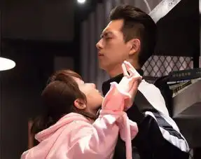 当王思聪遇到亲爱的热爱的,网友画风却莫名的和谐