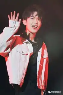 易烊千玺吐舌头又帅又萌,网友直呼太吸睛养眼